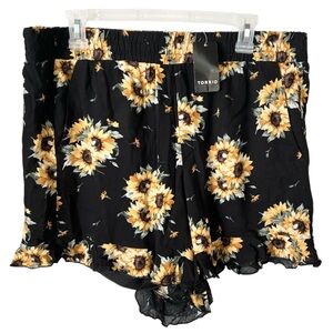 Torrid Black & Sunflower Floral Print Lined Shorts, Their size 0 is large or 12